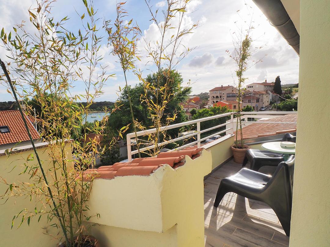Dea Apartments Pula Habitación foto
